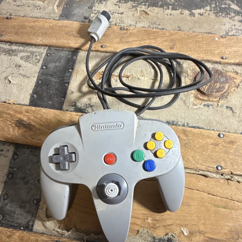 Nintendo 64 N64 Gray Wired Controller w/ Memory Expansion Port